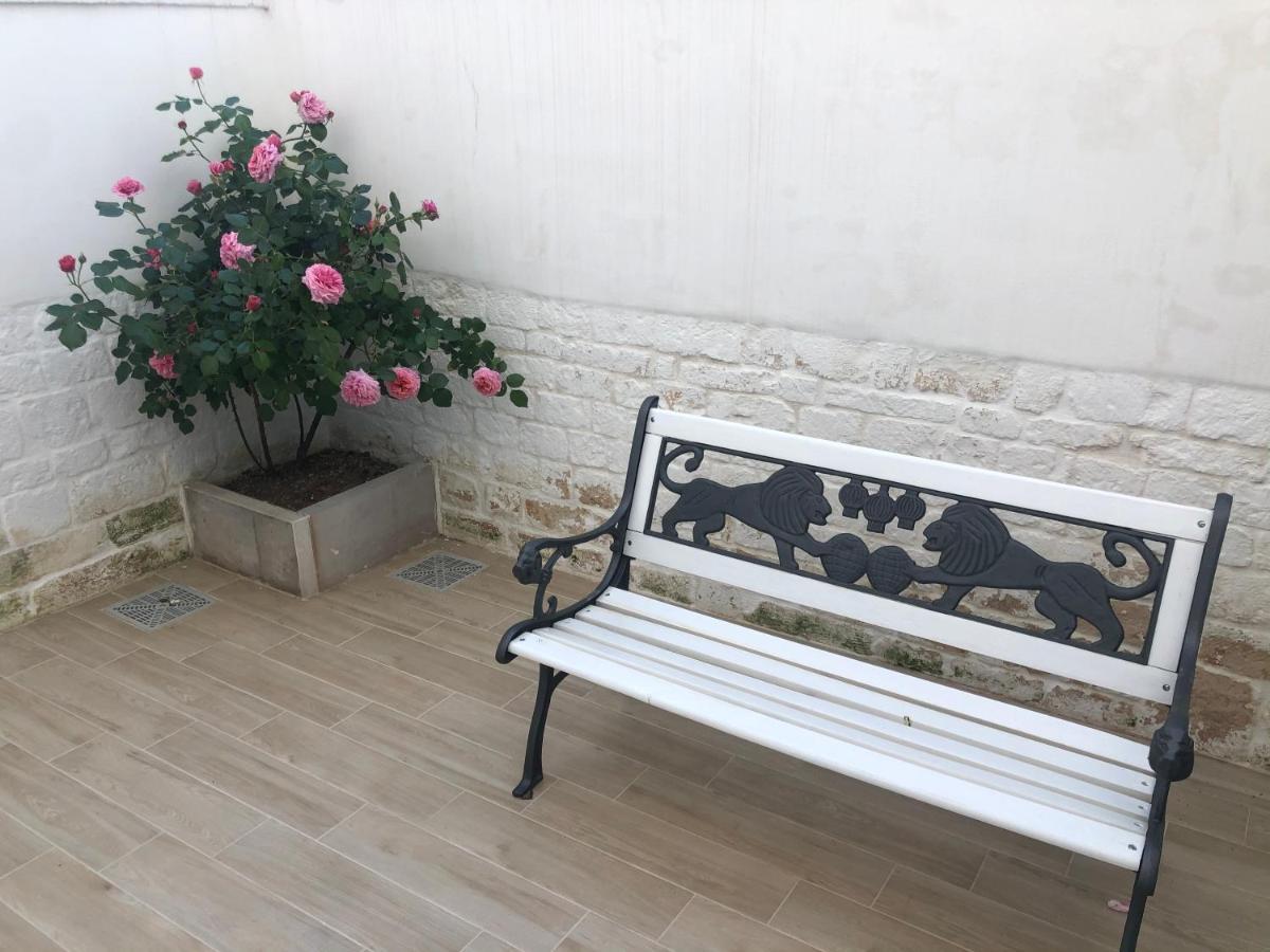 Nido Di Pietra-Dimora In Centro Bed and Breakfast Alberobello Buitenkant foto