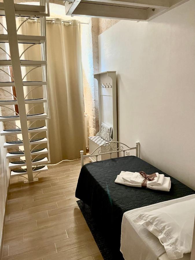 Nido Di Pietra-Dimora In Centro Bed and Breakfast Alberobello Buitenkant foto