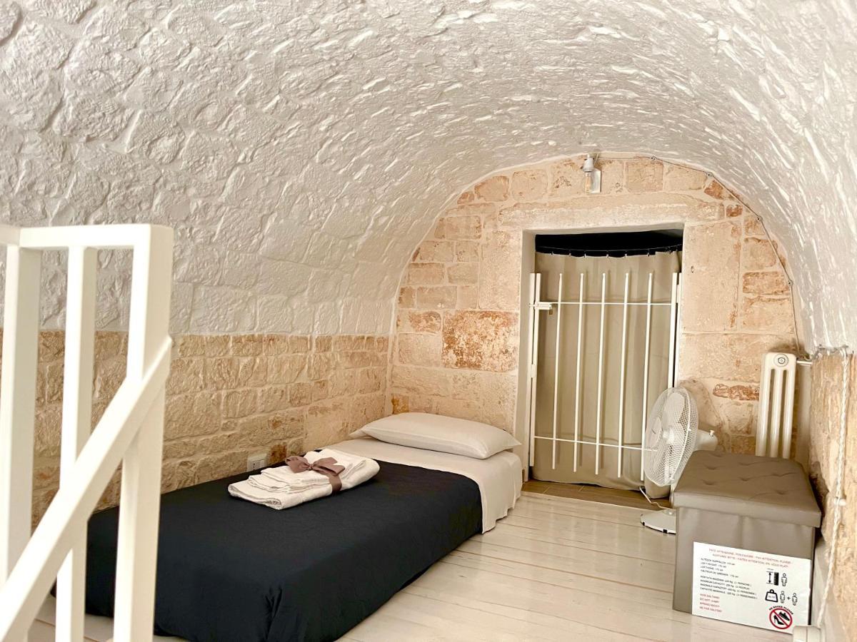 Nido Di Pietra-Dimora In Centro Bed and Breakfast Alberobello Buitenkant foto